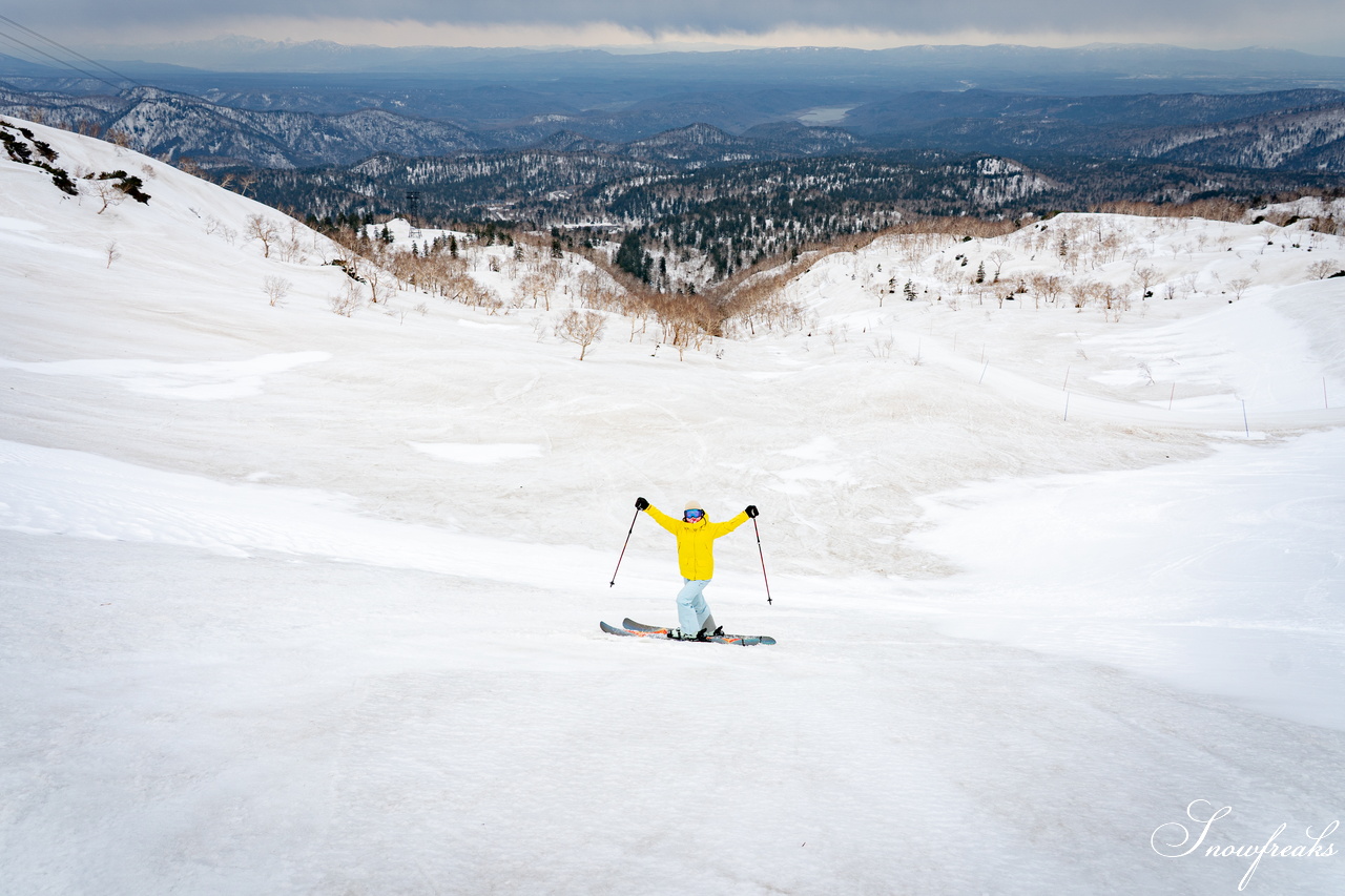 大雪山旭岳ロープウェイ｜ 2025～2026 Season Final...。北海道でイチバン高い山『旭岳』斜面にシュプールを描いて、滑り納め。今シーズンもありがとうございました。
